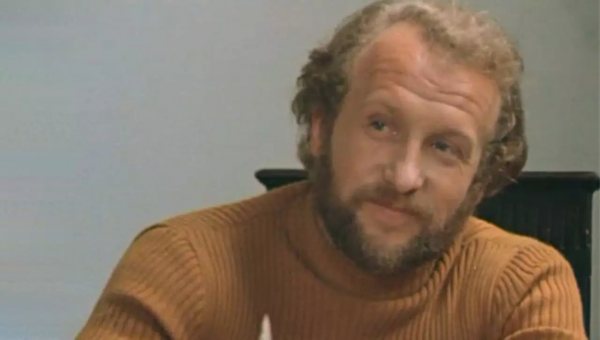 Анатолий Васильев