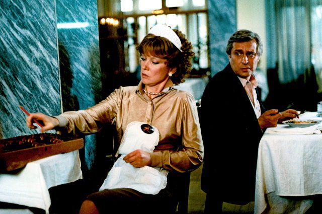 Фильм вышел на экраны 11 февраля 1983 года.