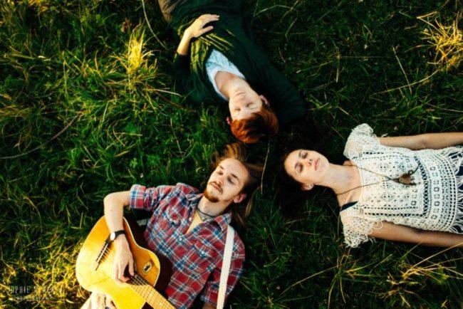 История создания группы Один в каноэ, биография участников, дискография и интересные факты