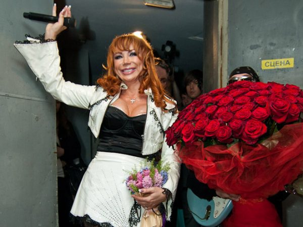 Певица после концерта