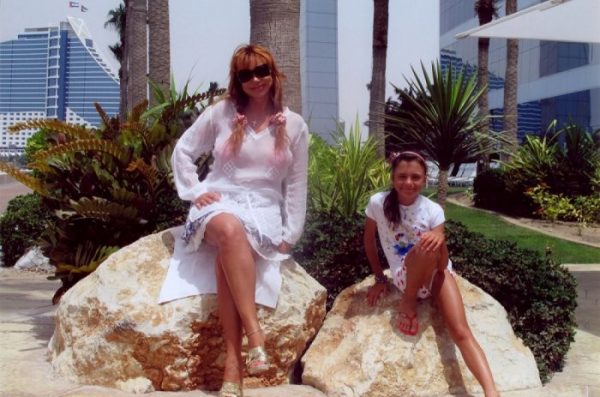 С младшей дочерью на отдыхе