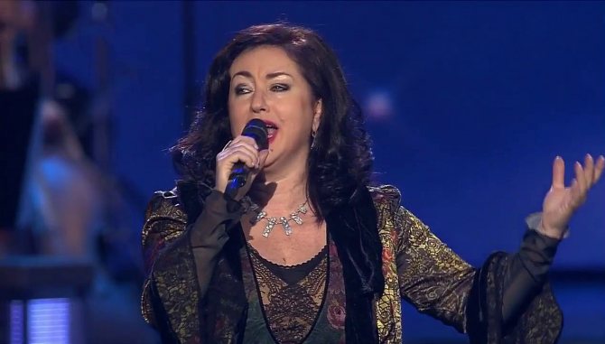 Тамара Гвердцители поет