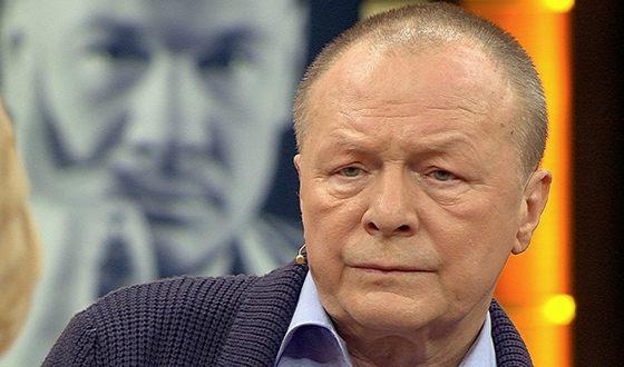 Вес в 72 килограмм лишь подчеркивает его красоту