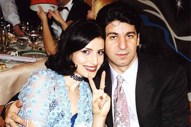 Жасмин с первым мужем